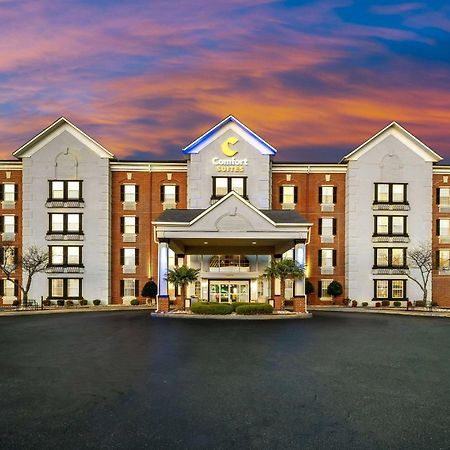 Comfort Suites Newport News Airport Exterior foto